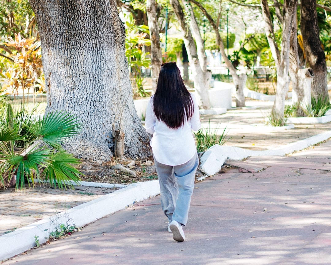 How Much Should You Walk Daily to Prevent Back Pain?