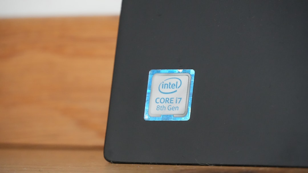 Intel's Custom Panther Lake CPU for Handheld PCs: Hands-on Debugging and Fixes